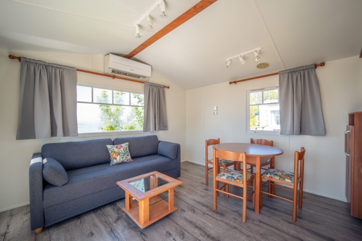 Villavagn på Gotland, med havsutsikt